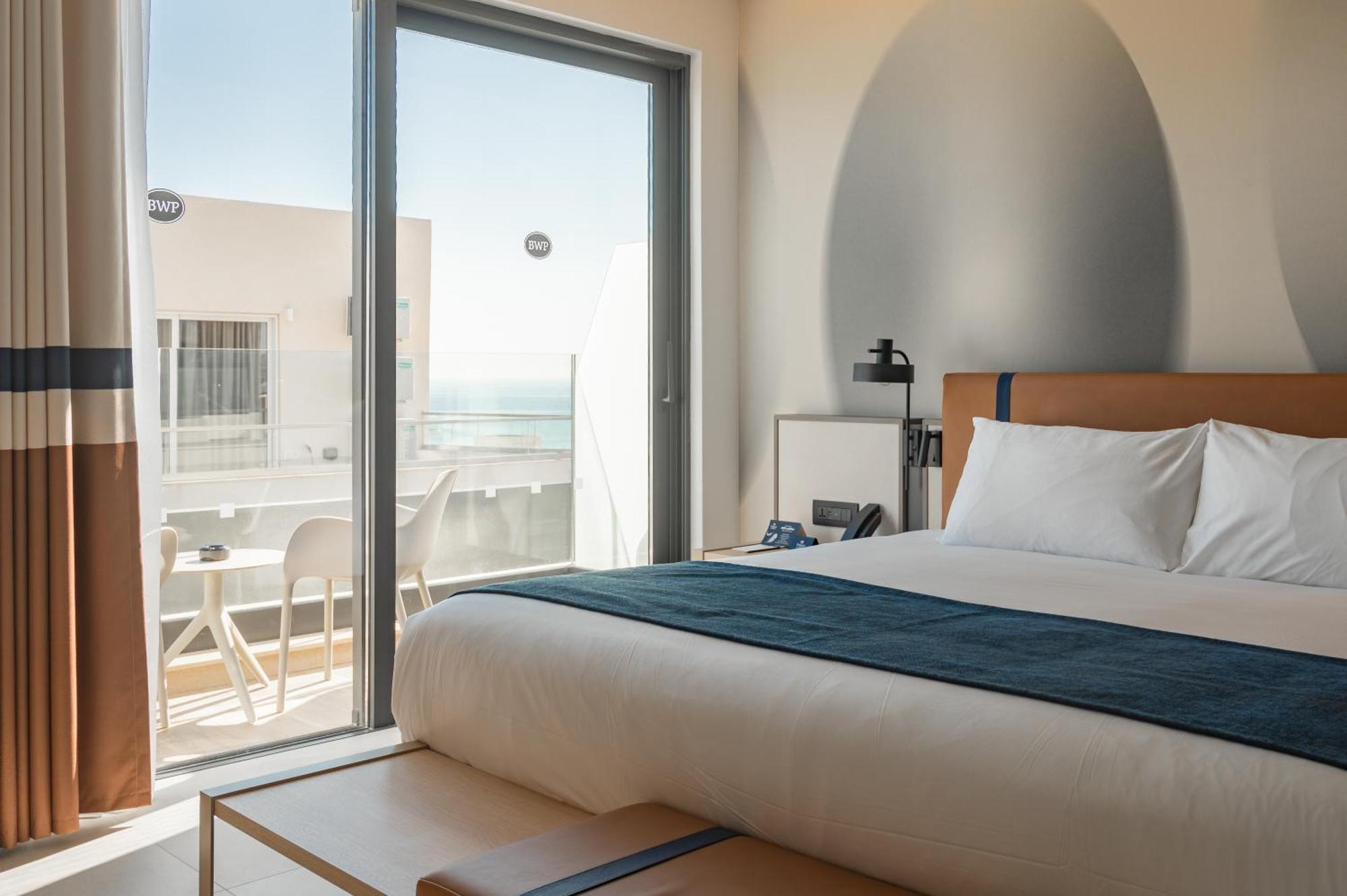 Best Western Premier Malta St. Paul's Bay Exteriör bild
